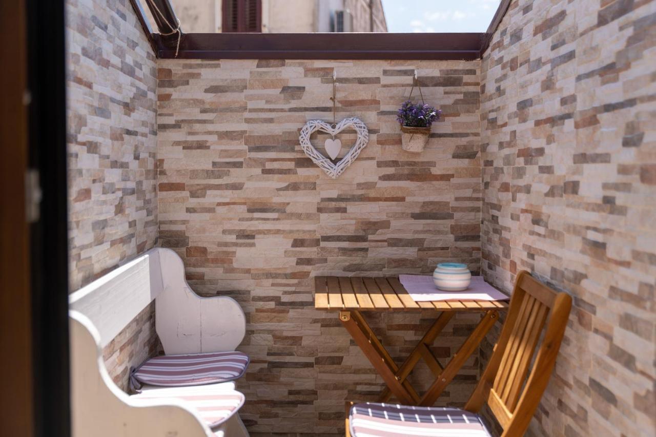 Relax In 2 Bedroom App In Old Town W/Ac And Wifi Rovinj Exteriör bild